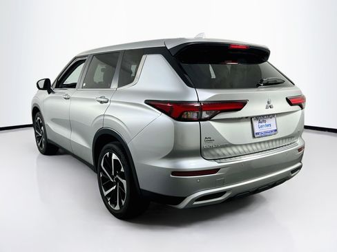 Used 2024 Mitsubishi Outlander SE AWD/4WD image 7