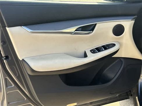 Certified 2022 INFINITI QX50 Luxe image 8