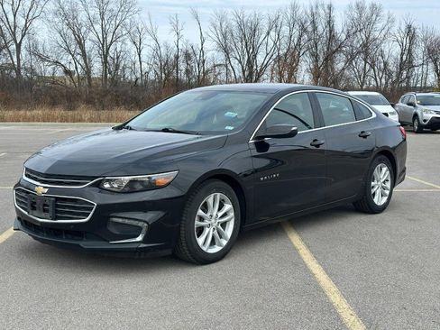 Used 2017 Chevrolet Malibu LT w/ Driver Confidence Package image 1