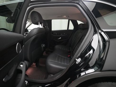 Used 2020 Mercedes-Benz GLC 300 4MATIC image 16