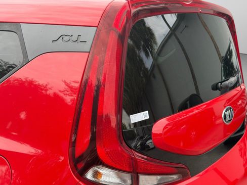 Certified 2021 Kia Soul LX FWD image 42