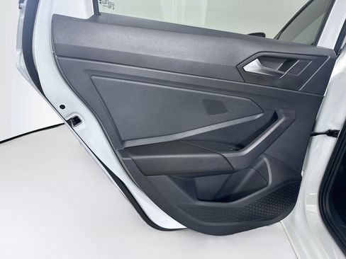 Used 2023 Volkswagen Jetta SE FWD image 24
