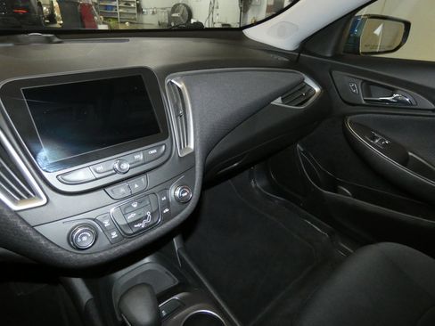 Used 2023 Chevrolet Malibu RS image 10