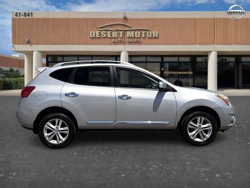Used 2012 Nissan Rogue SV FWD image 4