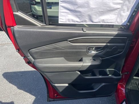 New 2026 Honda Pilot Touring image 12