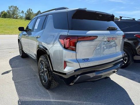 Used 2026 GMC Terrain AT4 w/ Convenience Package III image 4