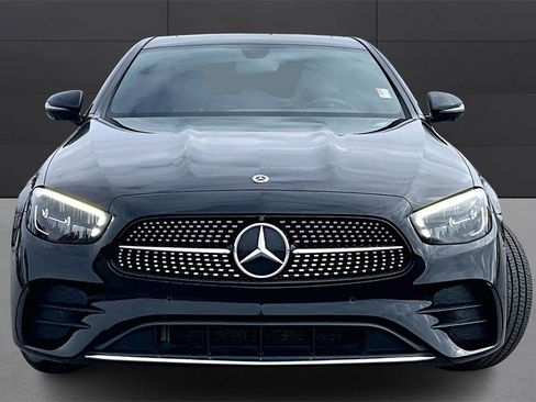 Used 2021 Mercedes-Benz E 350 4MATIC Sedan image 2