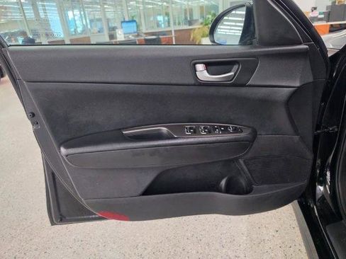 Used 2019 Kia Optima S FWD image 26