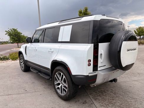 Used 2025 Land Rover Defender 110 S AWD/4WD image 5