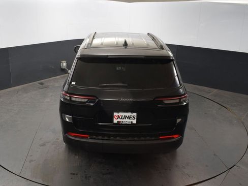 New 2025 Jeep Grand Cherokee L Altitude image 36