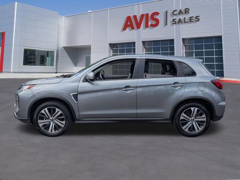 Used 2025 Mitsubishi Outlander Sport SE AWD/4WD image 10