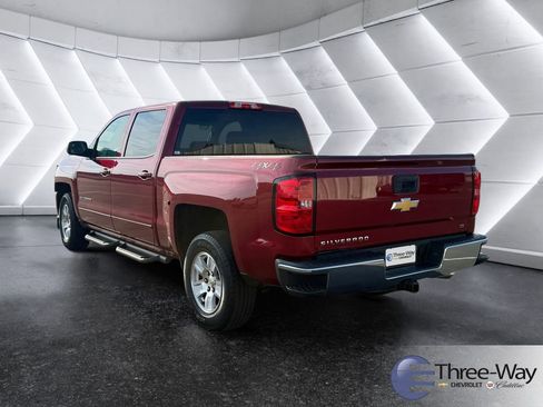 Used 2018 Chevrolet Silverado 1500 LT w/ All Star Edition image 3