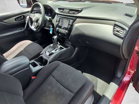 Used 2019 Nissan Rogue Sport S w/ Appearance Package FWD image 21