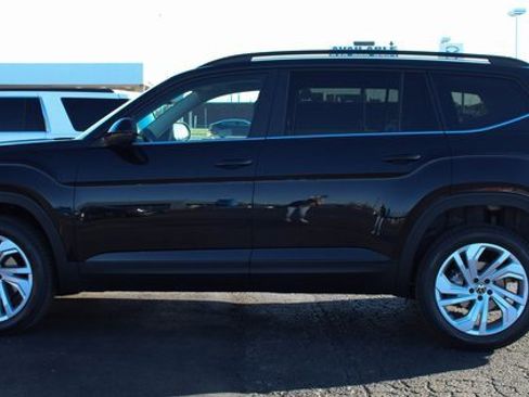 Used 2023 Volkswagen Atlas SE image 7