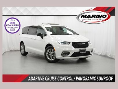 Certified 2025 Chrysler Pacifica Select