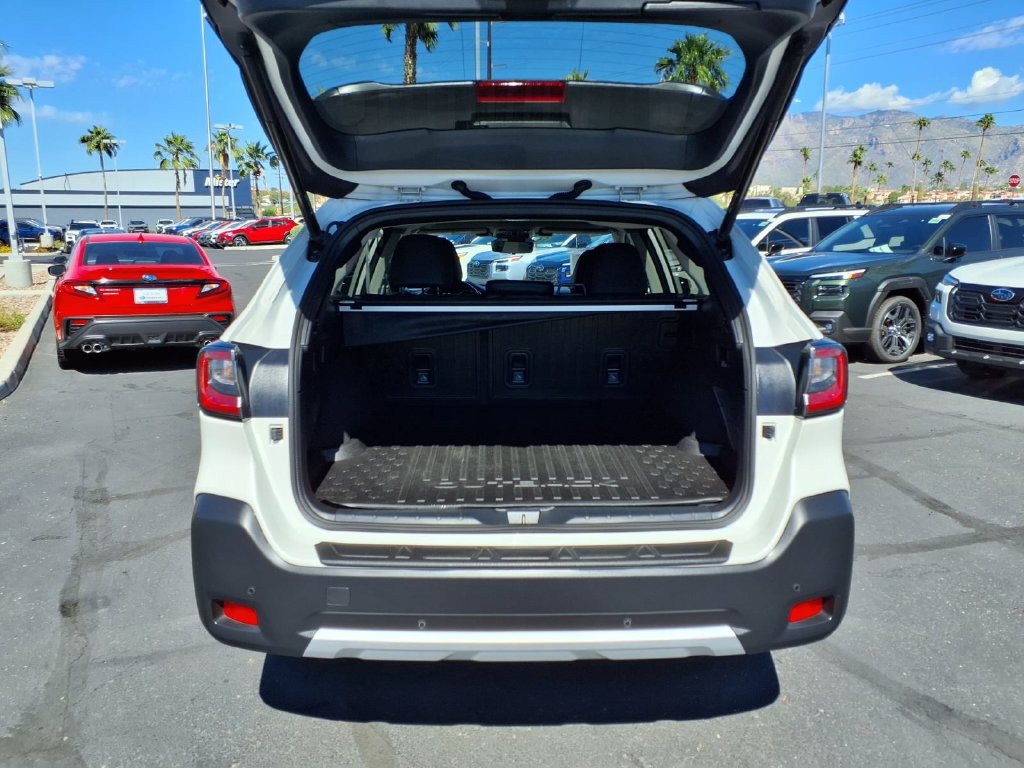 Certified 2024 Subaru Outback Touring AWD/4WD image 16