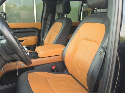 Used 2023 Land Rover Defender 130 X AWD/4WD image 8