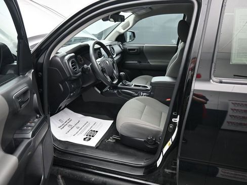 Used 2023 Toyota Tacoma SR AWD/4WD image 15