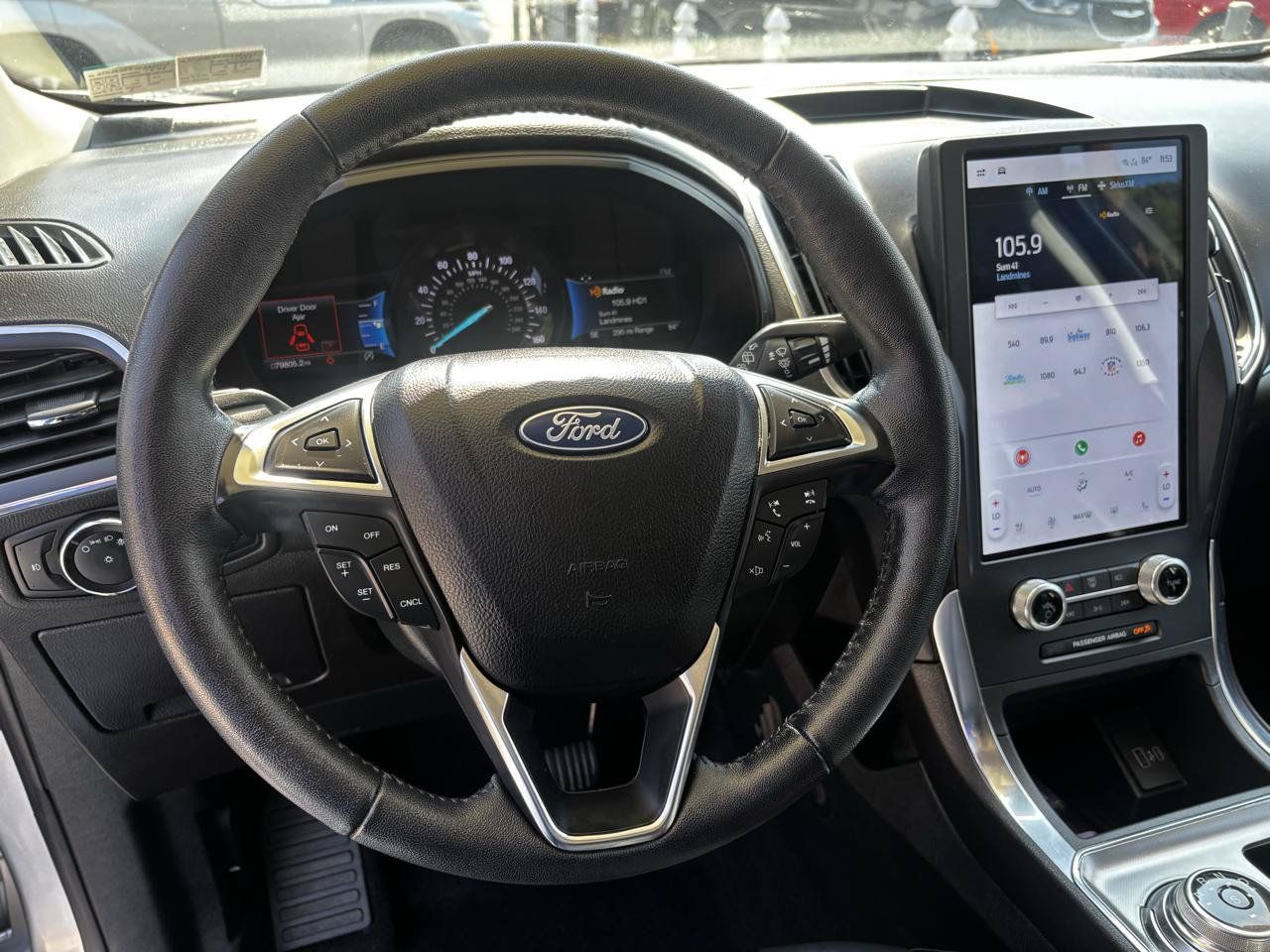 Used 2022 Ford Edge Titanium AWD/4WD image 13