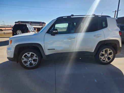 Used 2023 Jeep Renegade Limited w/ Sun/Sound Group image 4