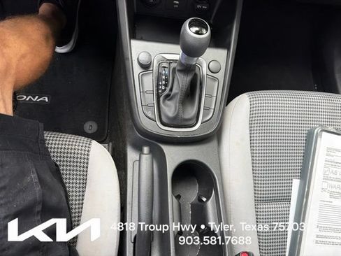 Used 2023 Hyundai Kona SE FWD image 21