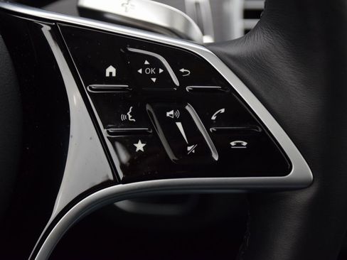 Certified 2025 Mercedes-Benz GLS 450 4MATIC image 26