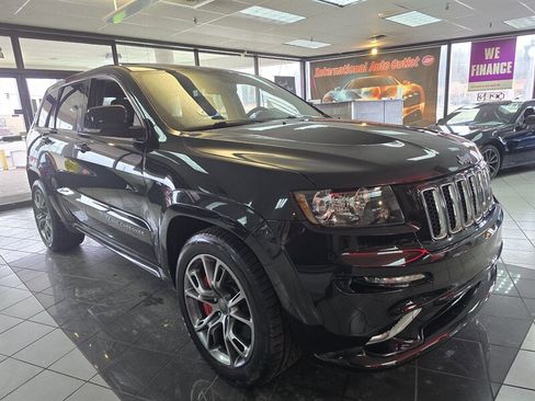 Used 2012 Jeep Grand Cherokee SRT8 w/ Luxury Group II image 4