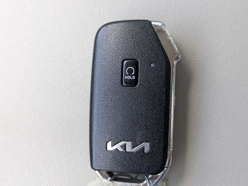 Used 2023 Kia Sorento SX Prestige w/ Panoramic Sunroof Package AWD/4WD image 40