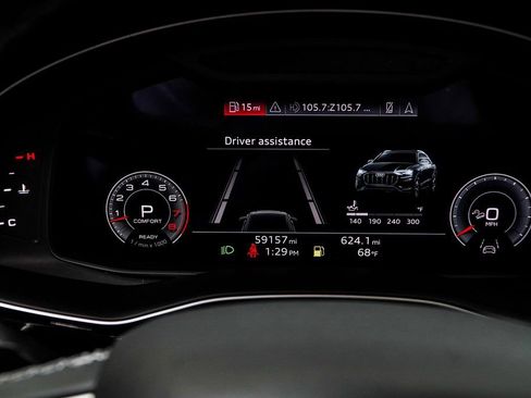 Used 2023 Audi Q8 Prestige image 31