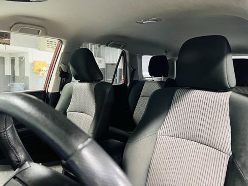 Used 2020 Toyota 4Runner SR5 image 2