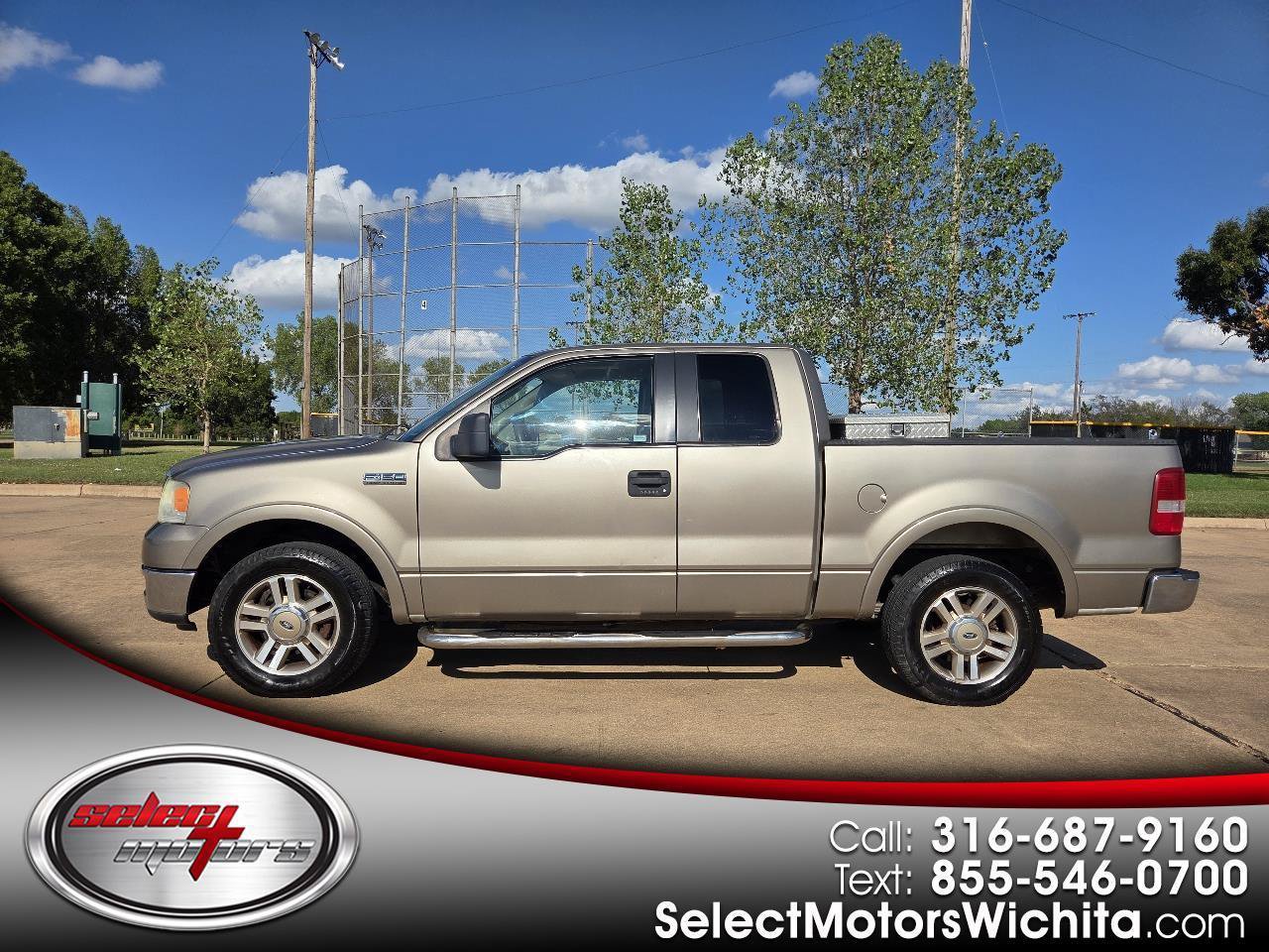 Used 2005 Ford F150 Lariat RWD image 1