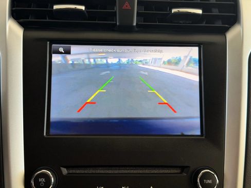 Used 2013 Ford Fusion SE FWD image 36