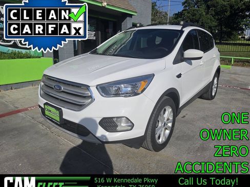 Used 2018 Ford Escape SE w/ SE Sync 3 Package AWD/4WD image 1