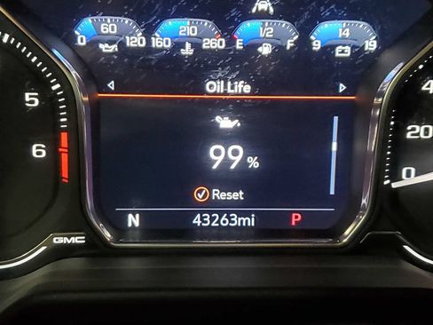 Used 2021 GMC Yukon SLT RWD image 34