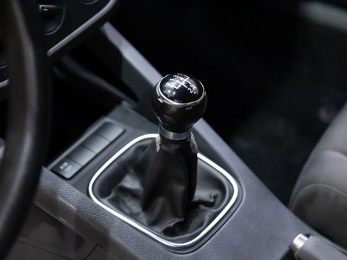 Used 2008 Volkswagen Rabbit S image 14