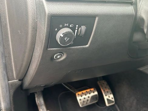 Used 2014 Jeep Grand Cherokee SRT image 17