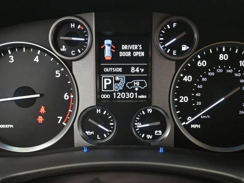 Used 2015 Lexus LX 570 4WD image 15