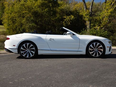 New 2026 Bentley Continental GTC image 10