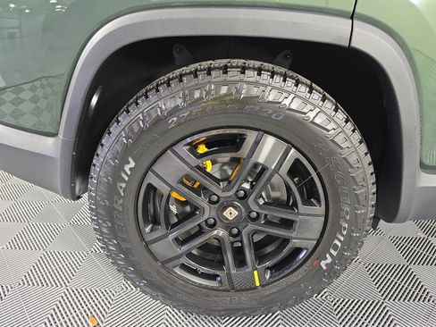 Used 2023 Rivian R1S Adventure AWD/4WD image 12