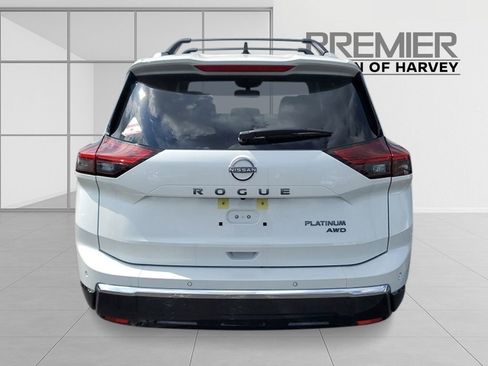 New 2026 Nissan Rogue Platinum AWD/4WD image 4
