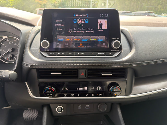 Used 2023 Nissan Rogue SV FWD image 27