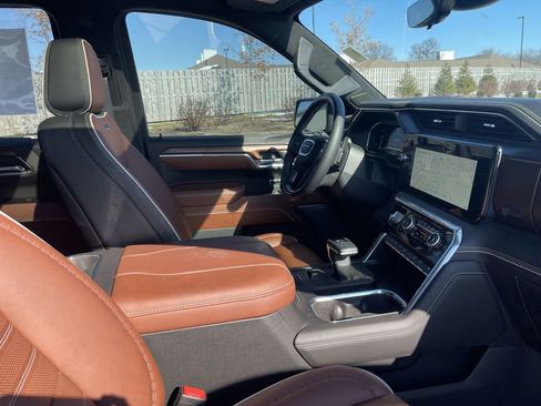 Used 2023 GMC Sierra 1500 Denali Ultimate image 31