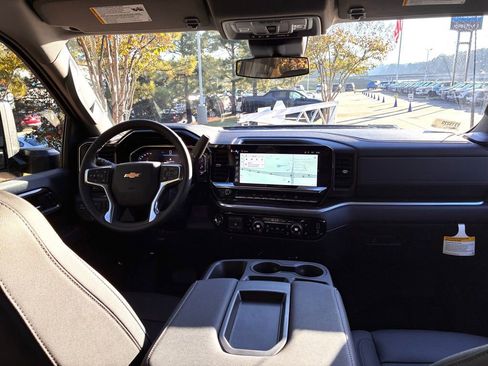 New 2025 Chevrolet Silverado 2500 LT image 24