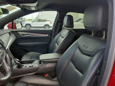 Certified 2023 Cadillac XT5 Luxury FWD image 11