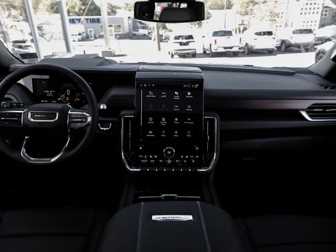 New 2026 GMC Yukon Denali w/ Sun & Power Step Package image 17