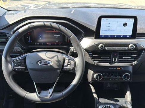 Used 2024 Ford Escape Active AWD/4WD image 28