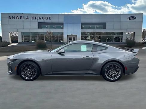 New 2026 Ford Mustang GT Premium w/ GT Performance Package RWD image 4