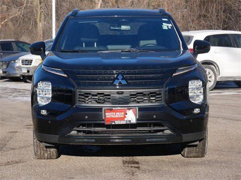Used 2025 Mitsubishi Outlander SEL Black Edition image 2