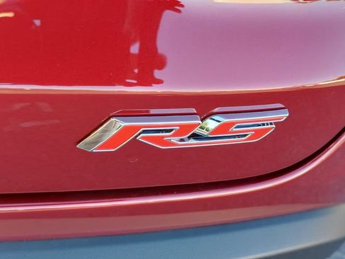 Used 2025 Chevrolet Trax RS FWD image 36