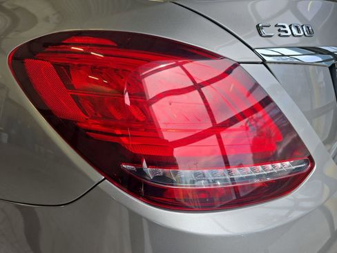 Used 2019 Mercedes-Benz C 300 Sedan image 39